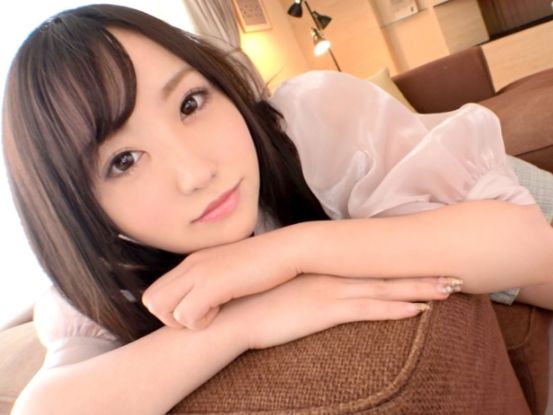 【素人初撮り】好奇心旺盛な美人女子大生！大人の世界が知りたくてチンポにまたがり喘ぎまくるｗ