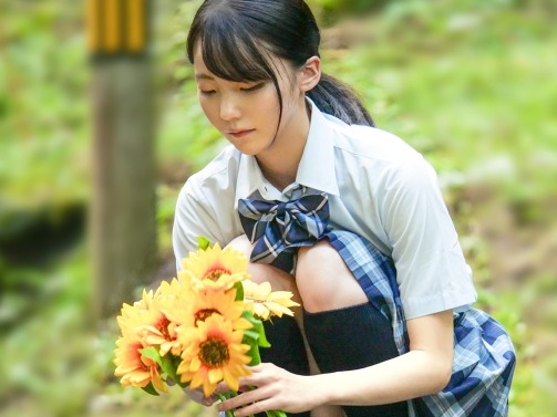 【スレンダー】田舎町に住んでいる細身な制服美少女♡幼馴染チンポを身体で受け止めて汗だくセックス♡