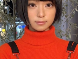 【清楚系ショートヘア美少女】貧乳ロリっ娘がチ○コに夢中！清楚な見た目とは裏腹に、ズボズボ激ピストンでオマ○コぐちょぐちょ♥ イキ乱れる姿がエロかわいい！