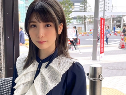 【淫乱痴女の騎乗位プレイ】エッチなボディがたまらない！体位を変えながら激しく腰を振りまくる！淫靡な雰囲気で男を誘惑し、激しく絡み合うエロすぎるセックス！！