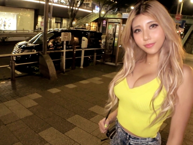 【ギャル×オイルプレイ】イケイケギャルがヌルヌルオイルまみれで敏感ボディ全開！マ○コをゴリゴリ刺激され、エロすぎる喘ぎ声でイキまくり！！