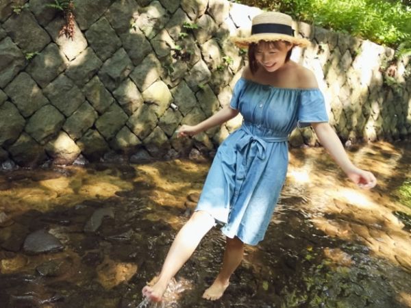 【巨乳美女と小旅行】S級美ボディの彼女と肉欲のままに中出しSEX三昧！2人きりの濃密な時間でイチャラブセックスを楽しみまくる！♥