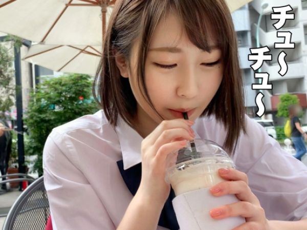 【19歳清楚系美少女のメイドコスプレ！】おじさん彼氏とえちえちプレイ♥ バイブで濡れ濡れになったオマンコにチンポ挿入！ウブな美少女がメイド姿で大胆に乱れる！彼氏とのラブラブハメ撮りがエロすぎる！