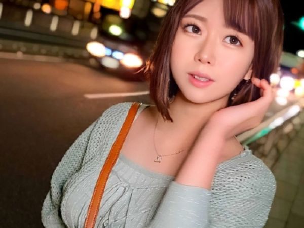 【スレンダー美ボディの新人バイト】『店長…好きです…』美乳＆美尻のウブなバイト娘がオジサン店長と禁断のガチ恋SEX！制服姿で感じまくる姿がエロすぎる！♡